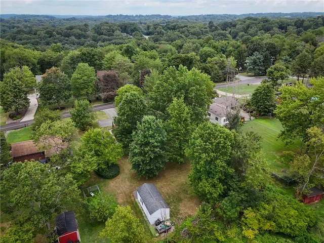 2796 Clearview Rd gallery image 31