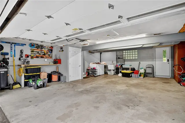 2796 Clearview Rd gallery image 43