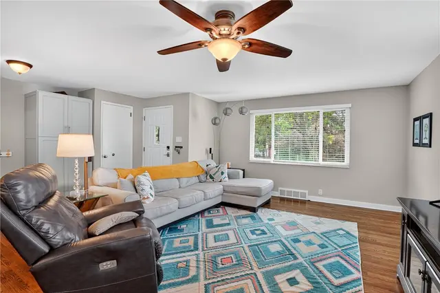 2796 Clearview Rd gallery image 47