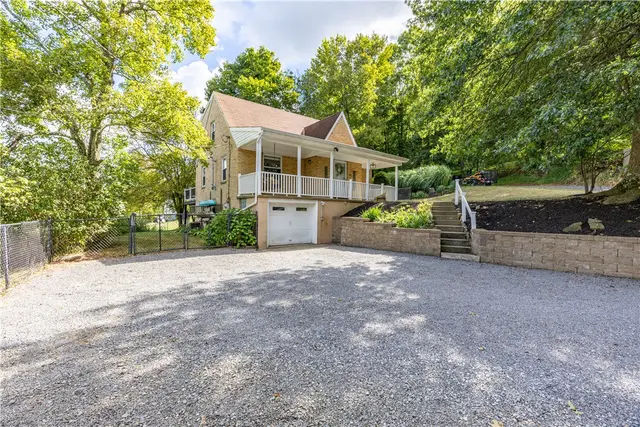 28 Nocklyn Dr gallery image 3