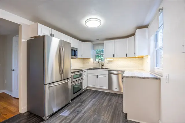 28 Nocklyn Dr gallery image 6
