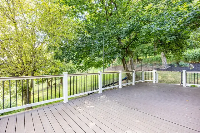 28 Nocklyn Dr gallery image 16