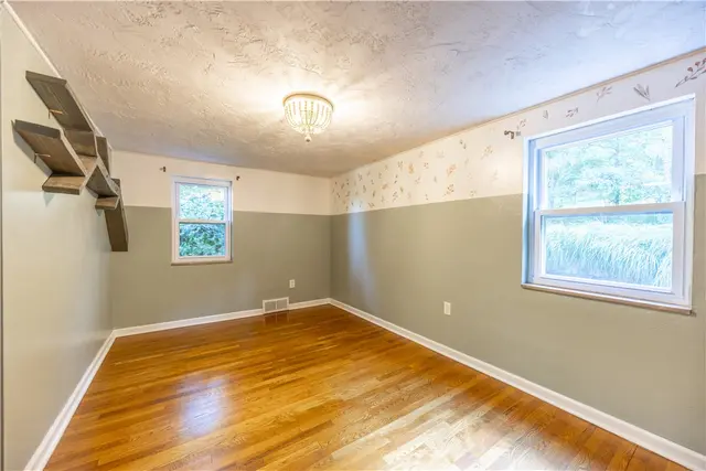 28 Nocklyn Dr gallery image 19