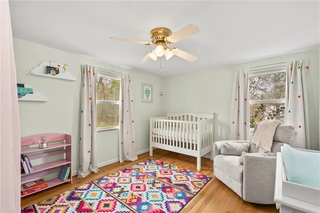 2825 Anderson Dr gallery image 17