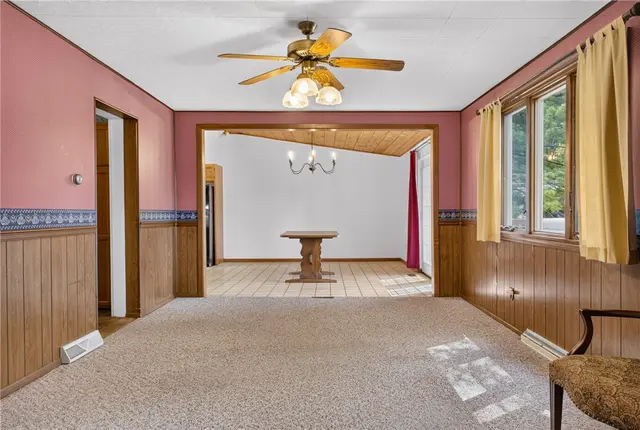 2848 Anderson Dr gallery image 30