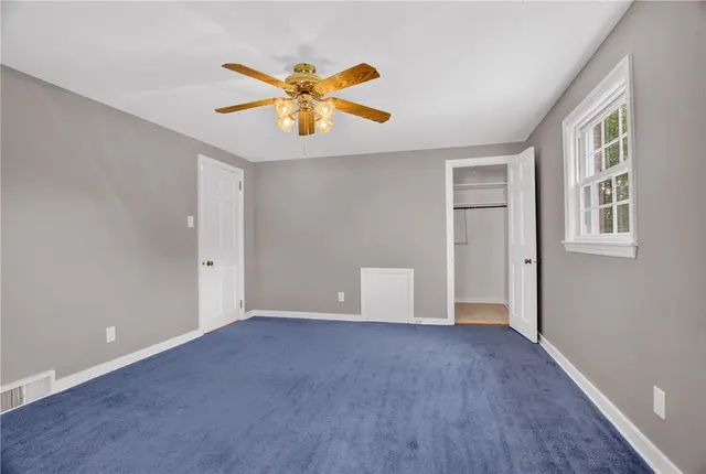 2848 Anderson Dr gallery image 36