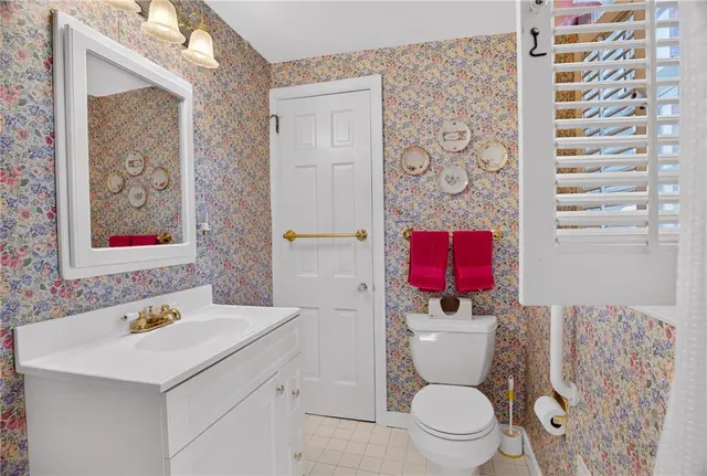 2848 Anderson Dr gallery image 44