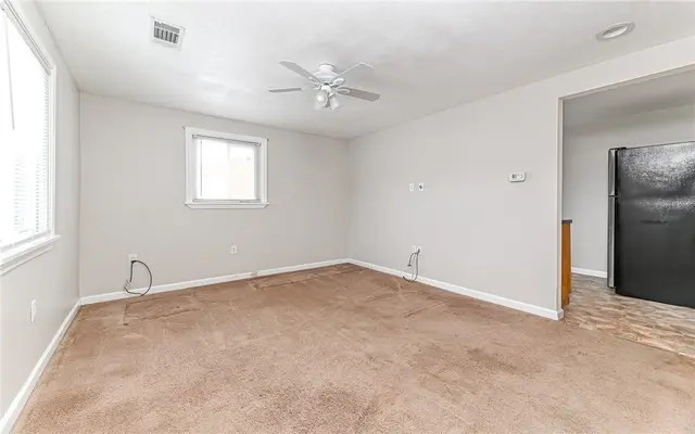 2851 Bella Vista Dr gallery image 2