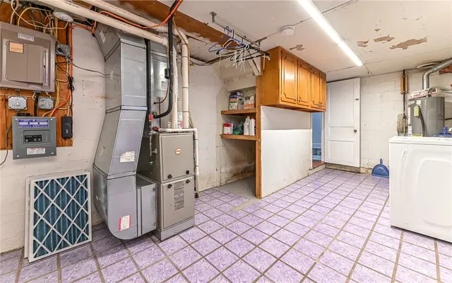 2851 Bella Vista Dr gallery image 7