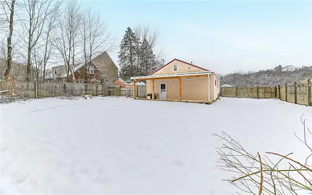 2851 Bella Vista Dr gallery image 13