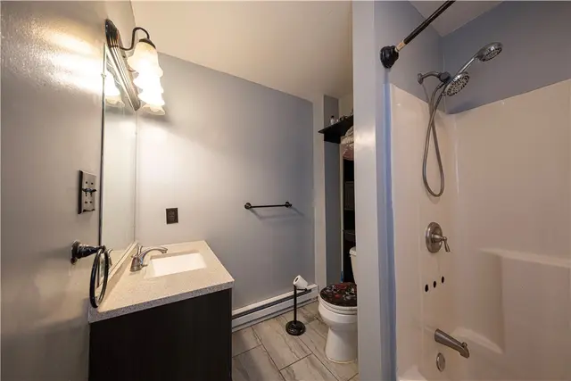 2859 Grandview Dr gallery image 6