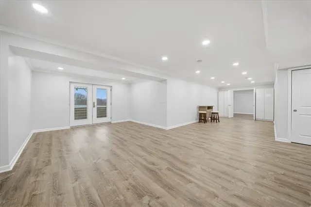 286 Buckingham Dr gallery image 31