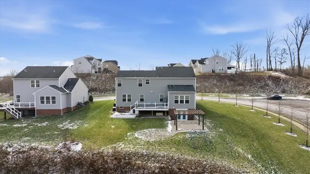 286 Buckingham Dr gallery image 41