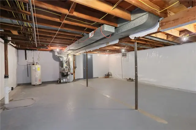 286 Dobson Rd gallery image 10