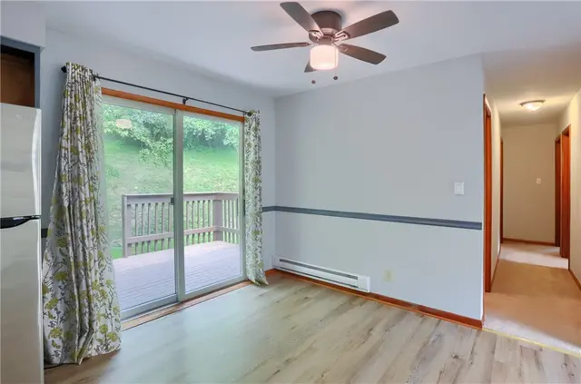 286 Dobson Rd gallery image 11