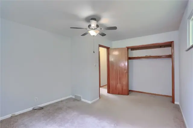286 Dobson Rd gallery image 20