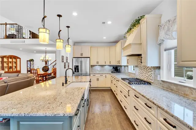288 Jefferson Ln gallery image 5