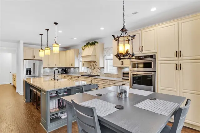 288 Jefferson Ln gallery image 7