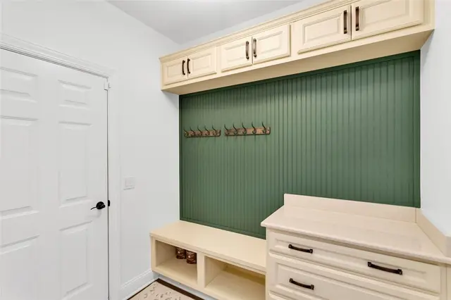 288 Jefferson Ln gallery image 12