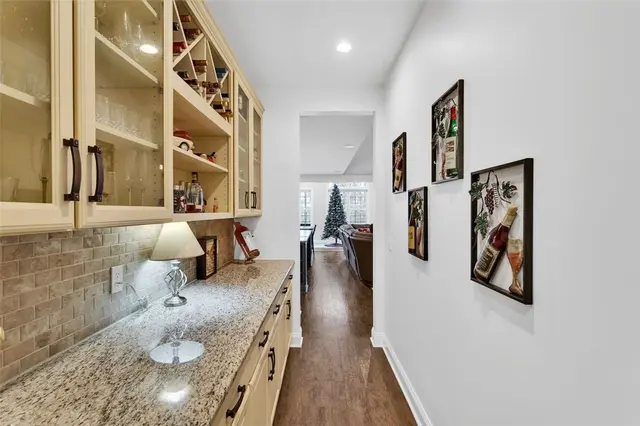 288 Jefferson Ln gallery image 42