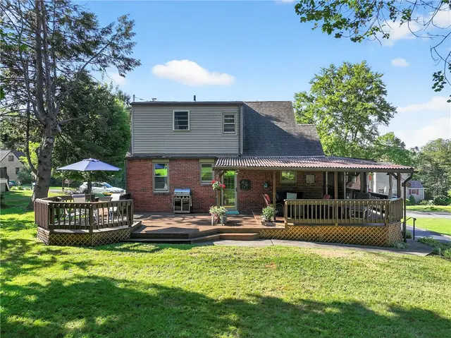 2895 GRANDVIEW DR gallery image 5