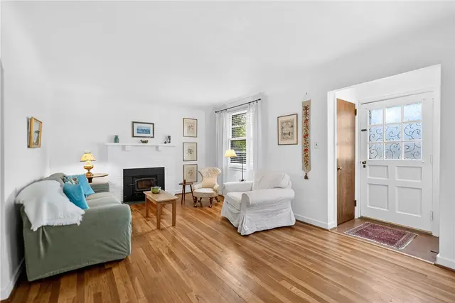2895 GRANDVIEW DR gallery image 24