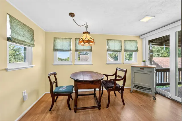 2895 GRANDVIEW DR gallery image 25