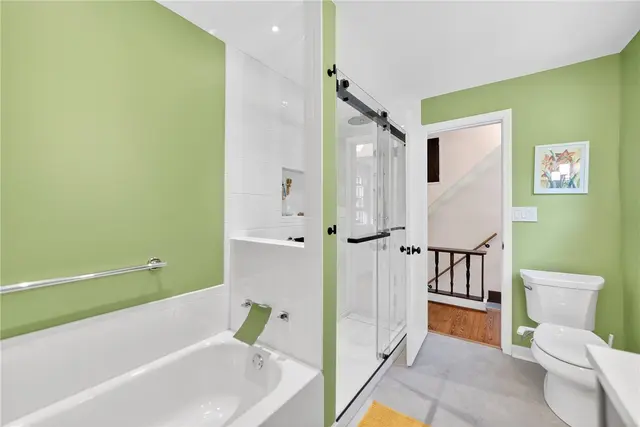 2895 GRANDVIEW DR gallery image 27