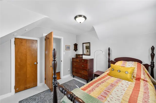 2895 GRANDVIEW DR gallery image 36