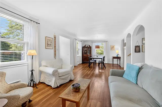 2895 GRANDVIEW DR gallery image 38