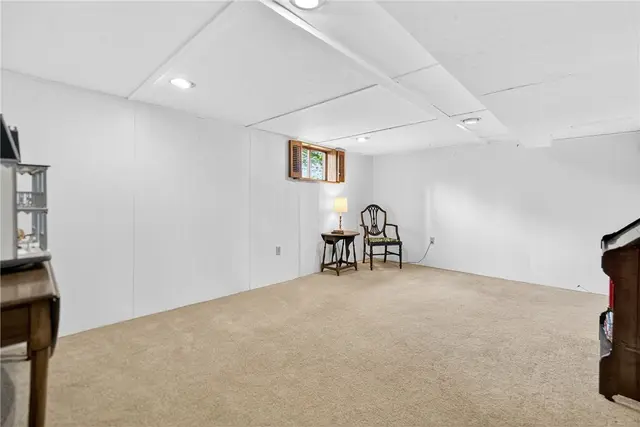 2895 GRANDVIEW DR gallery image 42