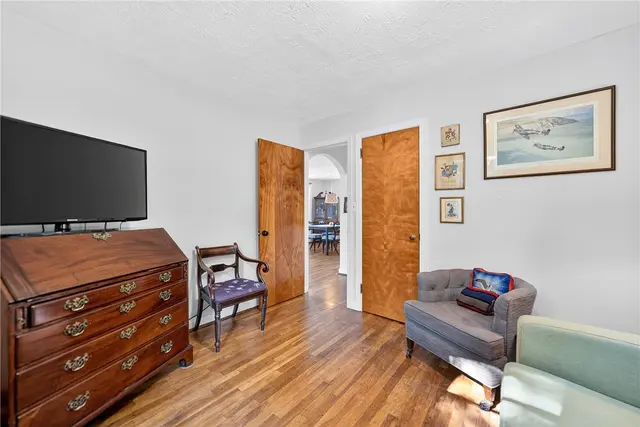 2895 GRANDVIEW DR gallery image 44