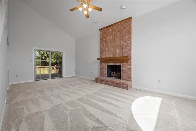 2903 Claridge Drive gallery image 28