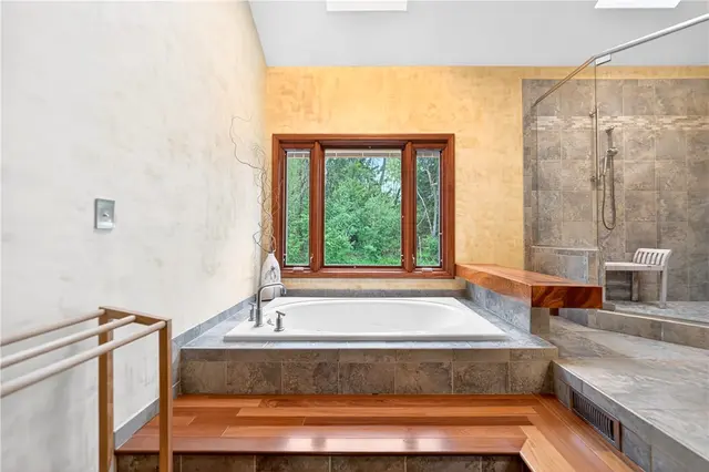 2955 Skyline Drive gallery image 19