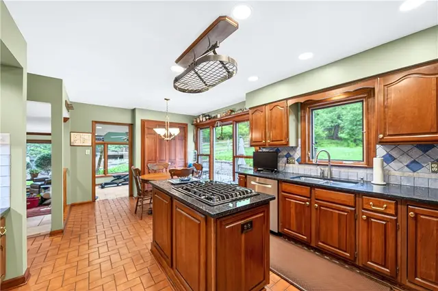 2955 Skyline Drive gallery image 51