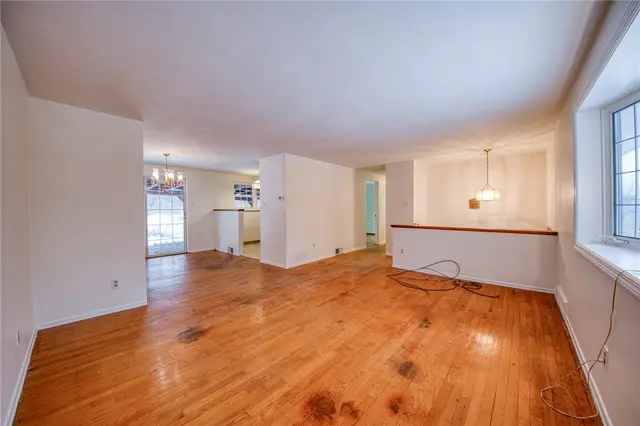 2962 Manorview Circle gallery image 8