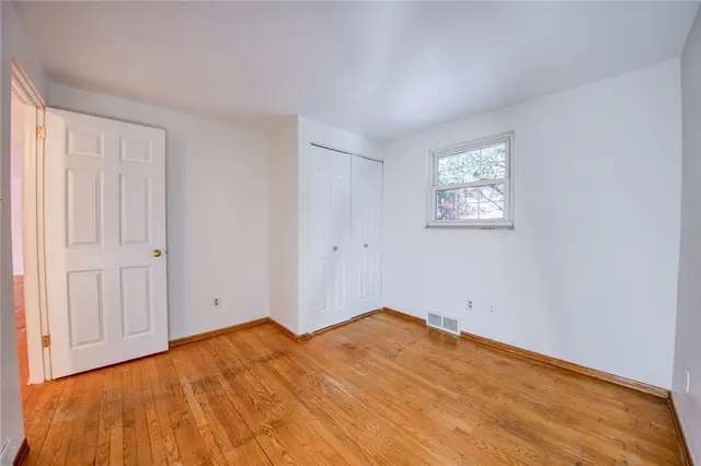 2962 Manorview Circle gallery image 12