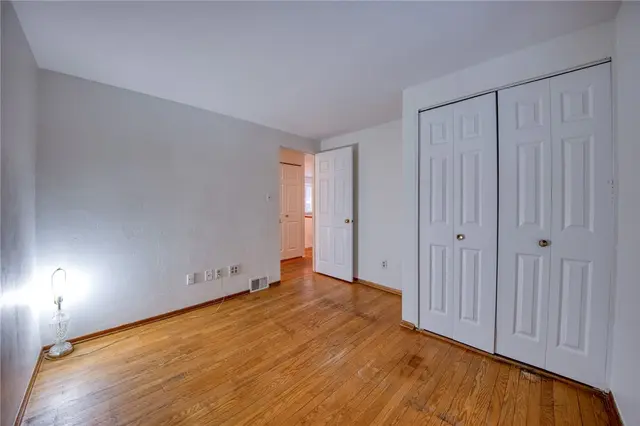 2962 Manorview Circle gallery image 13