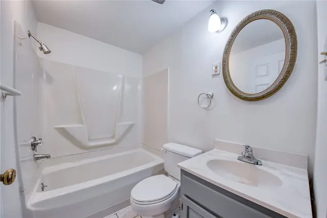 2962 Manorview Circle gallery image 17