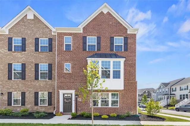 300 Abacot Way
