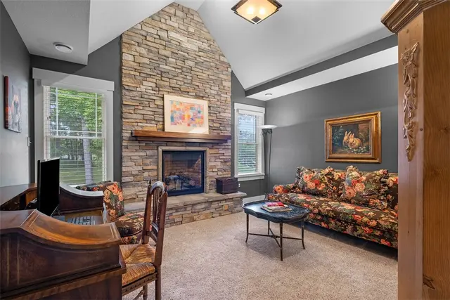 300 McCutcheon Court gallery image 17