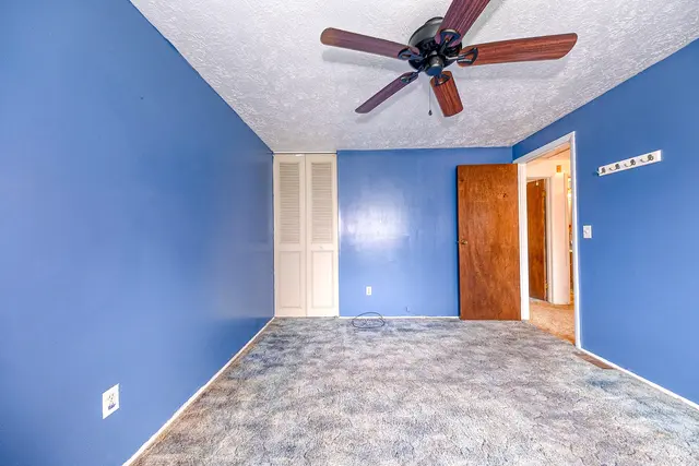 3000 Woodview DRIVE gallery image 7