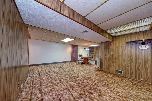 3000 Woodview DRIVE gallery image 11