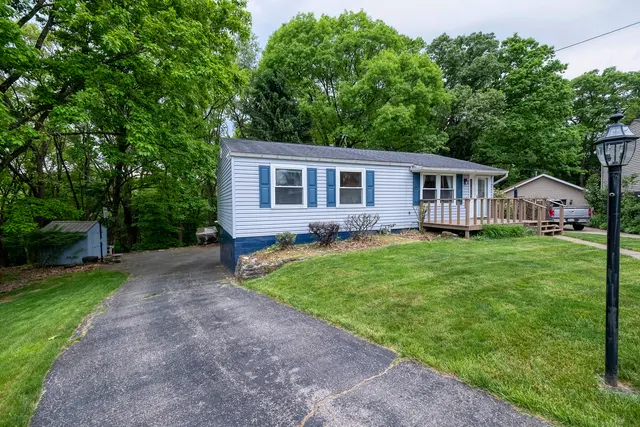 3000 Woodview DRIVE gallery image 13