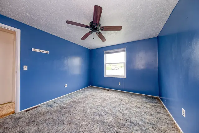3000 Woodview DRIVE gallery image 16