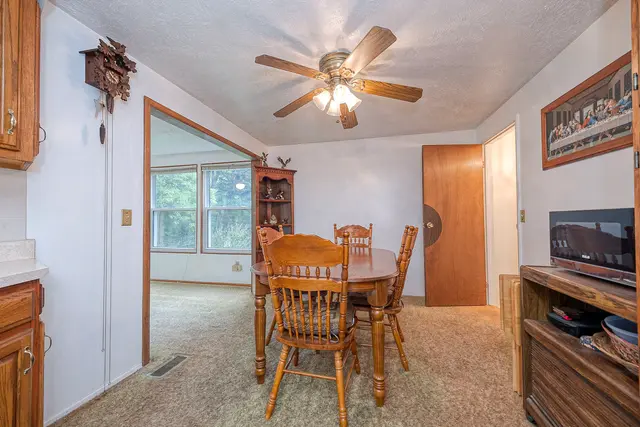 3000 Woodview DRIVE gallery image 23