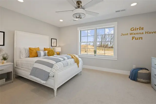 3001 Greeneview Lane gallery image 19