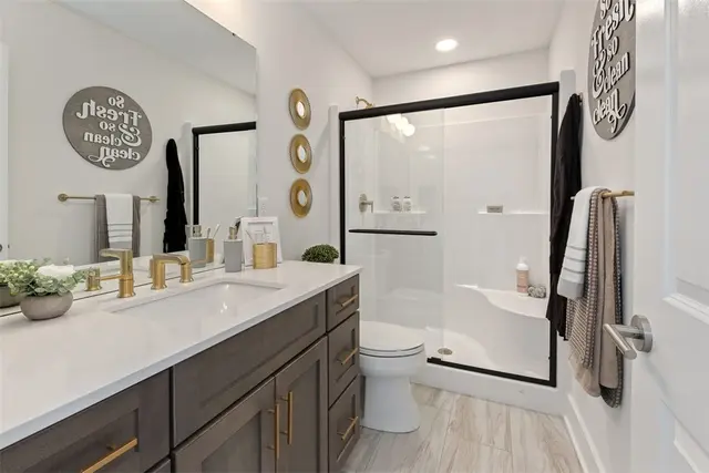 3001 Greeneview Lane gallery image 22