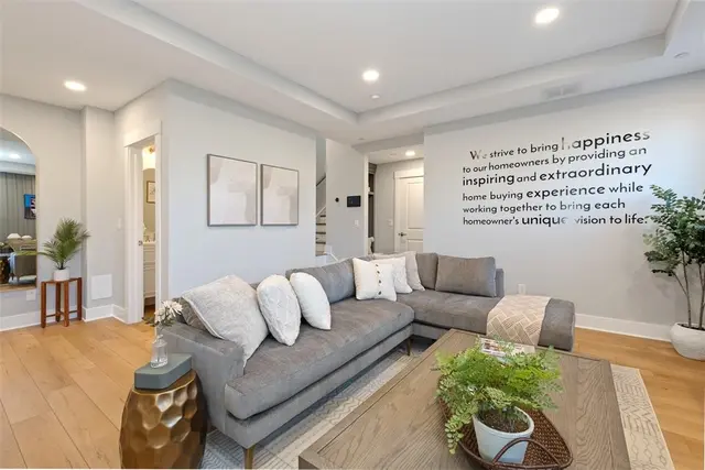 3001 Greeneview Lane gallery image 25