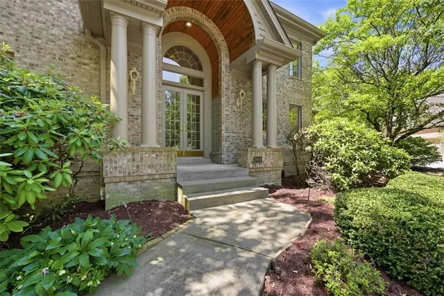 3007 W Grove Place gallery image 5